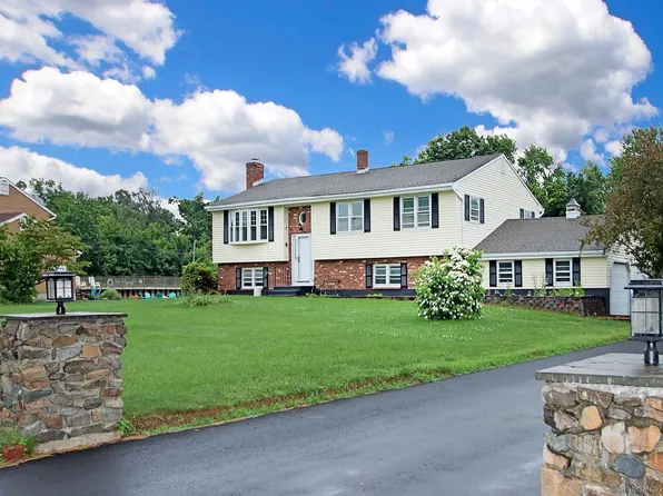 5 Great Meadow Drive, North Haven, CT 06473