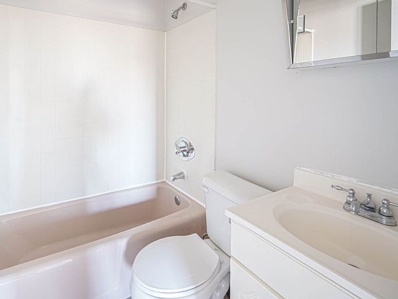 5th image of 33 Morse St APT 05