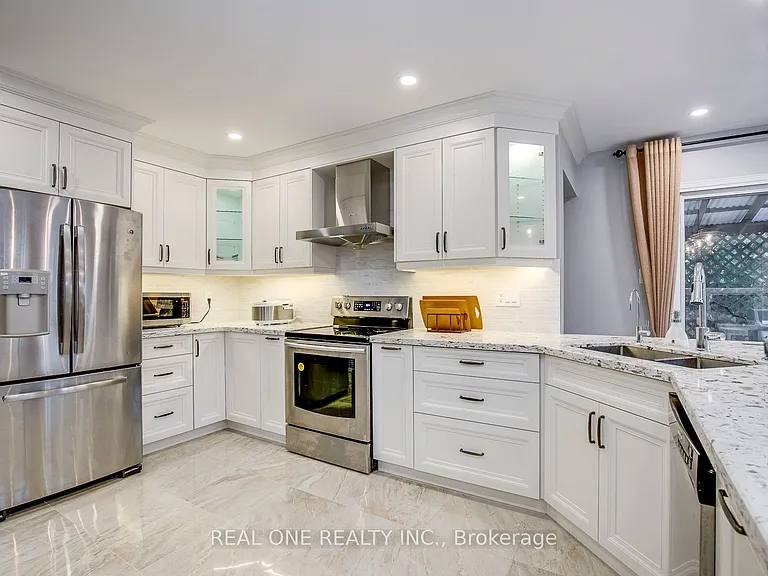 2020 Gander St — Photo 14