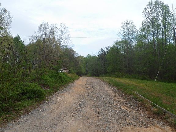4th image of 10521 Mastin Ln