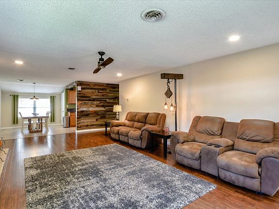 5th image of 3422 Virgo St