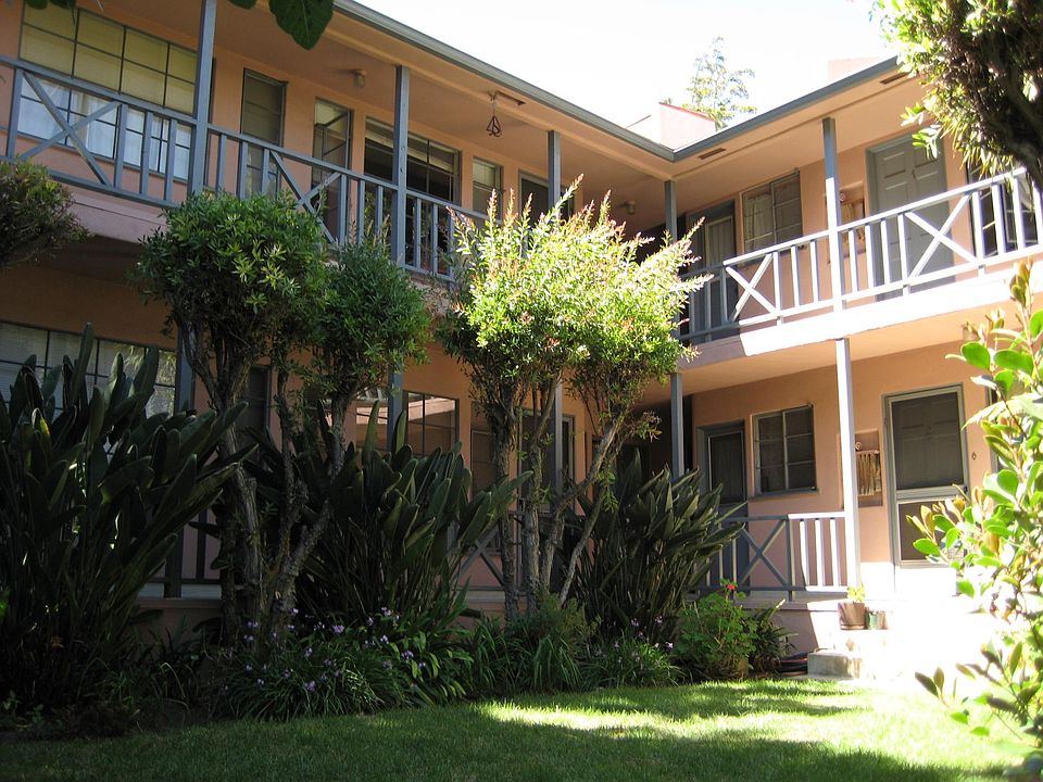 2nd image of 671 Landfair Ave APT 5