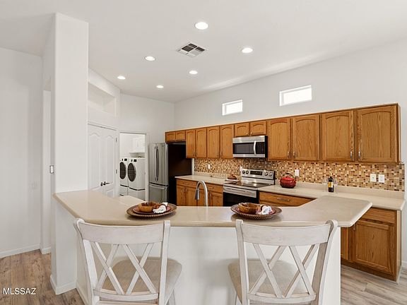 3rd image of 5130 W Desert Eagle Cir