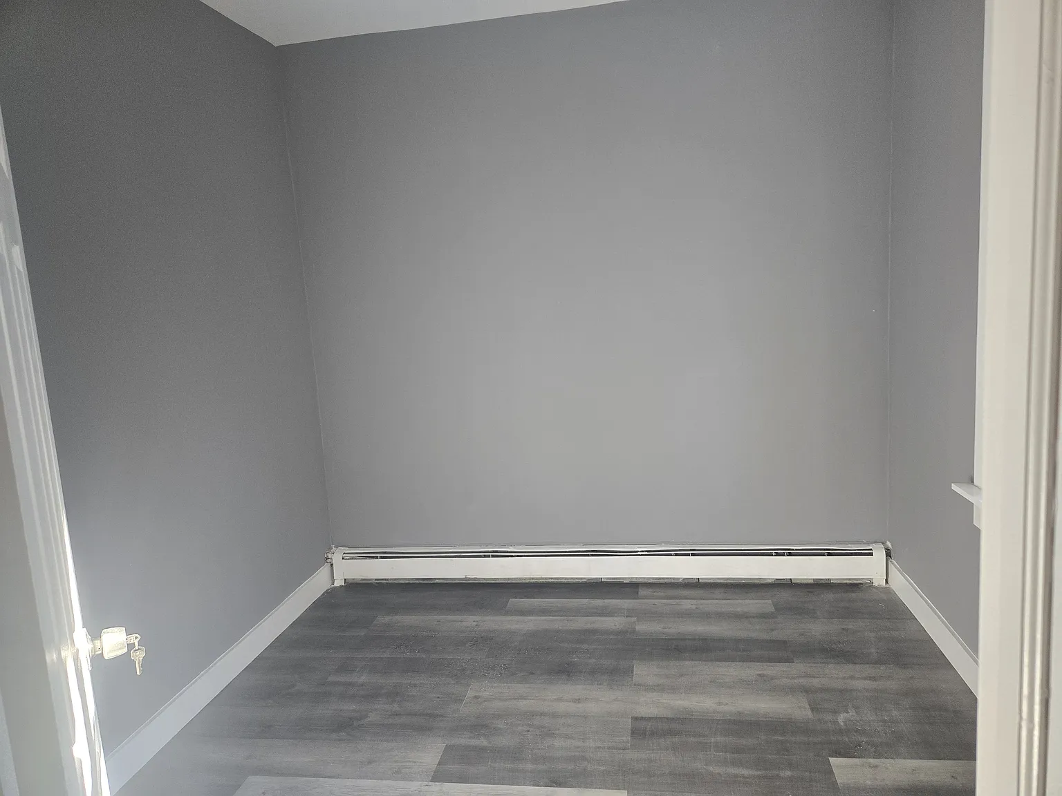 3 bed, 1.5 bath, 945 sqft, $3,400 — Photo 4