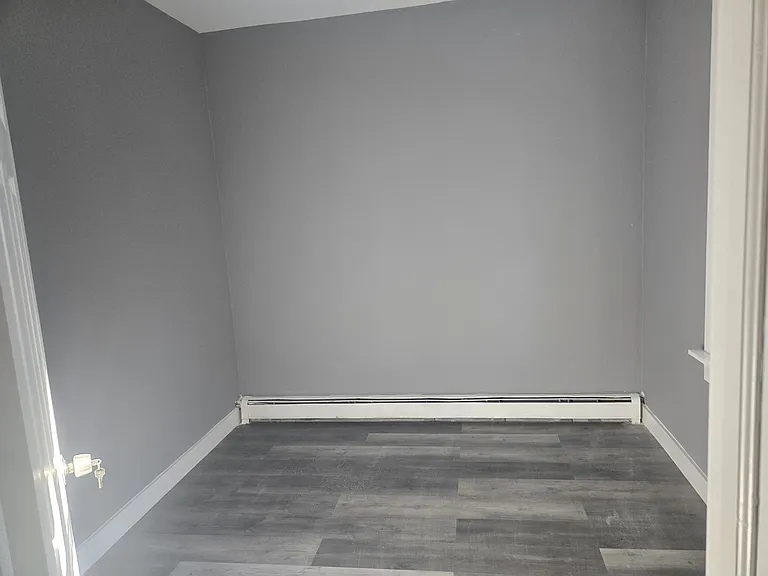 130 Hendricks Ave #2 — Photo 5