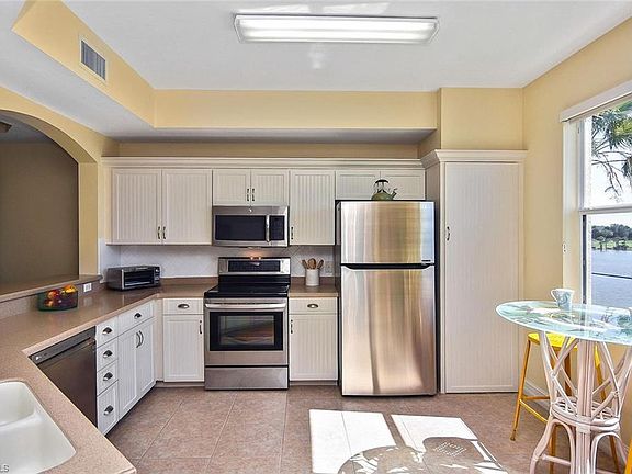 4th image of 10720 Ravenna Way Unit 305