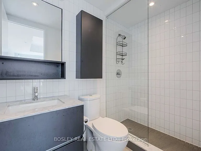 377 Madison Ave #312 — Photo 18