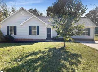 504 Garrett St, Fountain Inn, SC 29644