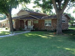 1713 W 2nd St, Arlington, TX 76013