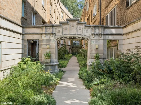 1518 E 59th St #3A, Chicago, IL 60637