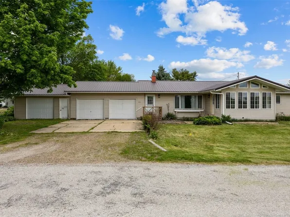 401 Dicken St, Olin, IA 52320