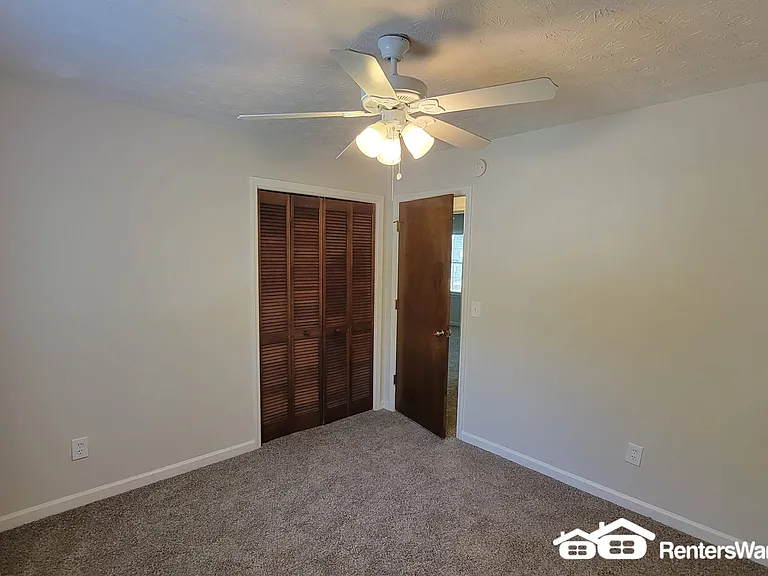 2532 Mistletoe Ln — Photo 24