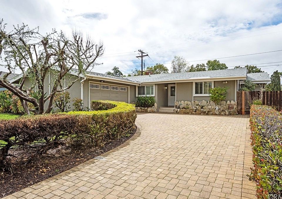 1st image of 27539 Longhill Dr