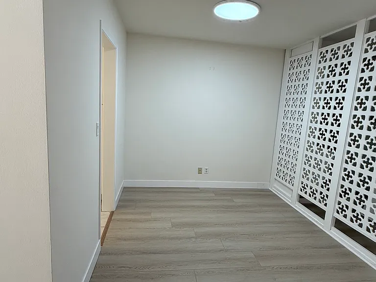 1115 Cordova St #114 — Photo 5
