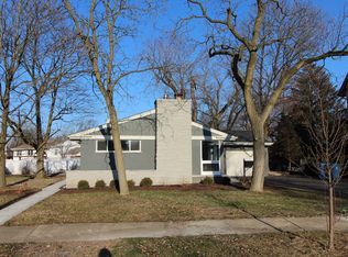 443 E Atwater Ave, Elmhurst, IL 60126