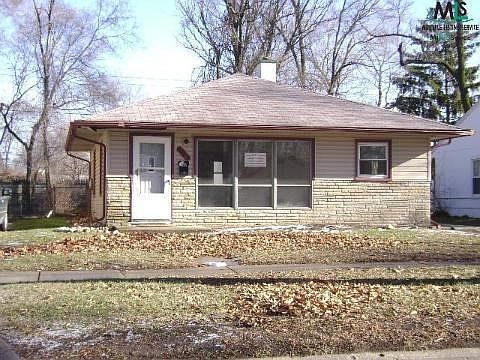 1st image of 22810 Rosewood St
