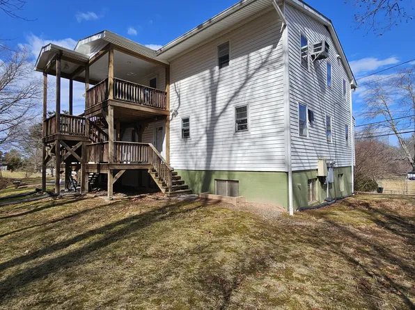 1849 Merrimac Rd Unit E, Blacksburg, VA 24060