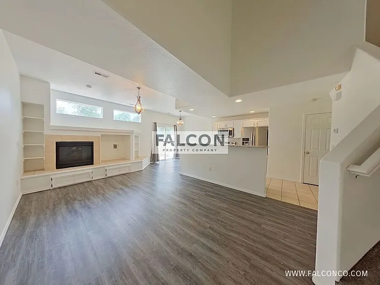 3851 Josephine Hts — Photo 3