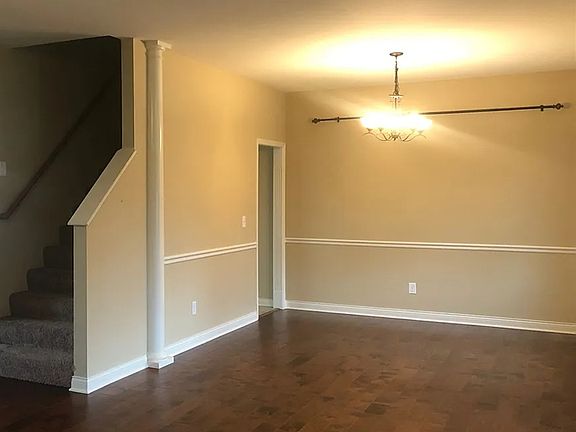 3rd image of 209 Sangria Dr