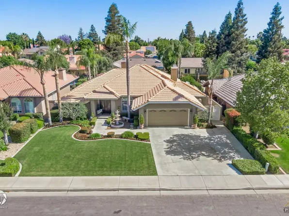 7504 Huntington Ct, Bakersfield, CA 93308