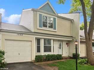 1554 N Dartmoor Ave, Palatine, IL 60067