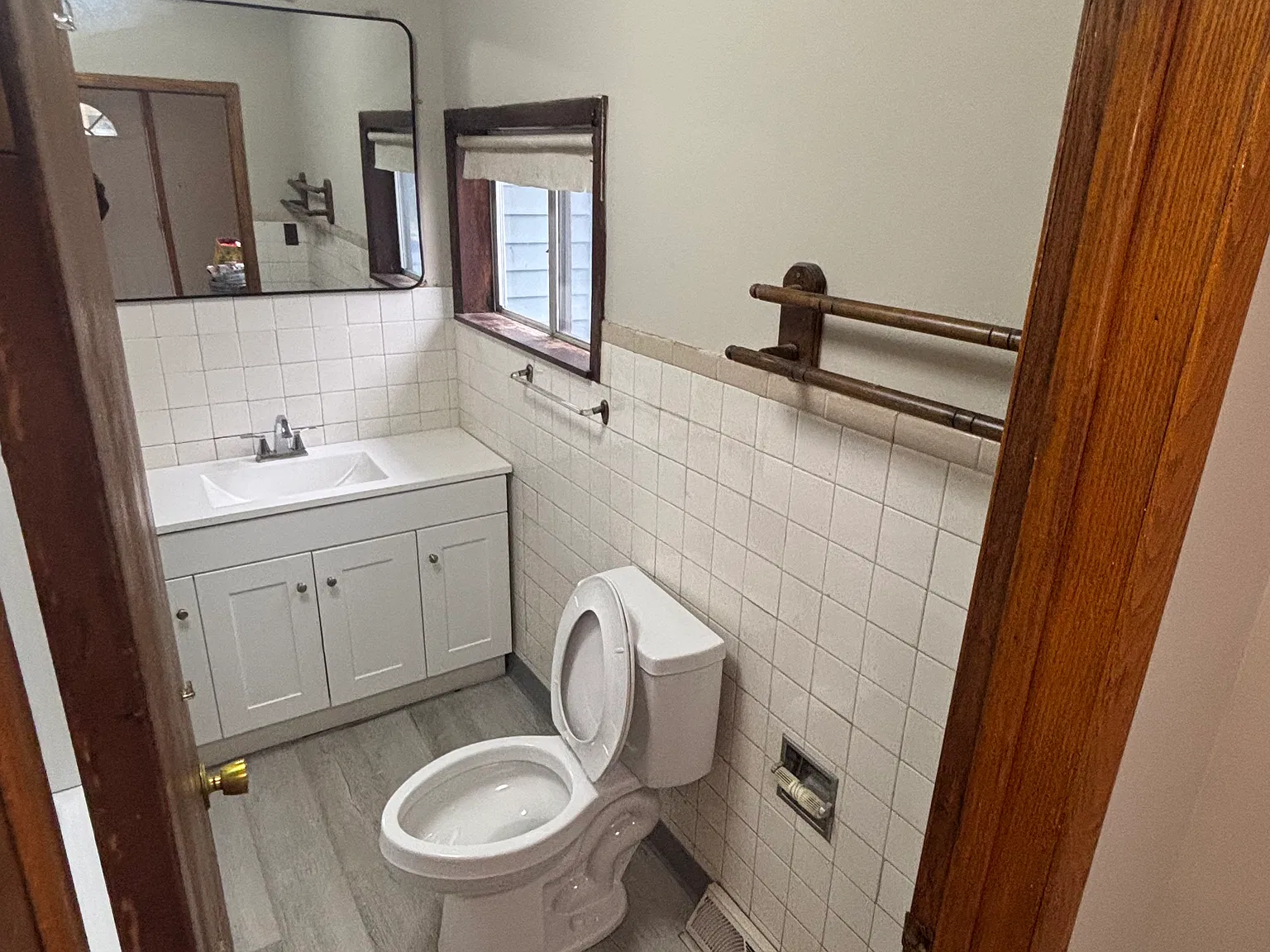 2 bed, 702 sqft, $900 — Photo 2