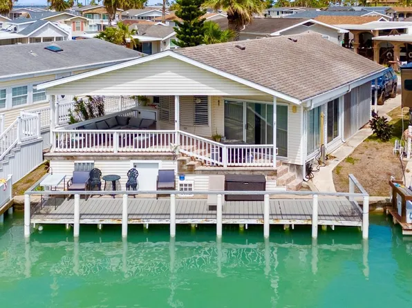 251 Conch Dr, Port Isabel, TX 78578