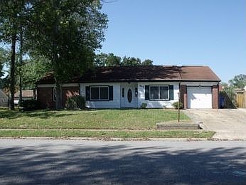 1st image of 445 Lee Highlands Blvd #B