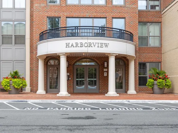 485 Harbor Side St APT 714, Woodbridge, VA 22191