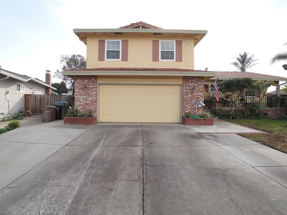 1st image of 2951 Erica Ct