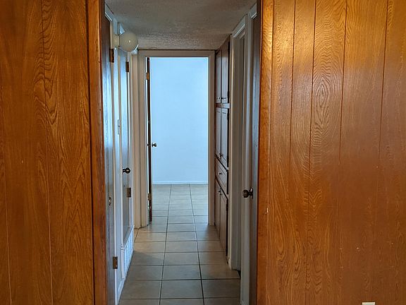 3rd image of 300 Pearl St APT 4