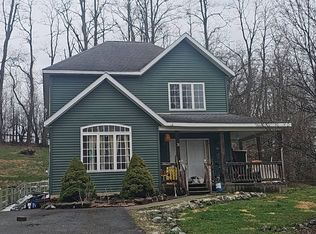 31 Noble St, Coxsackie, NY 12051