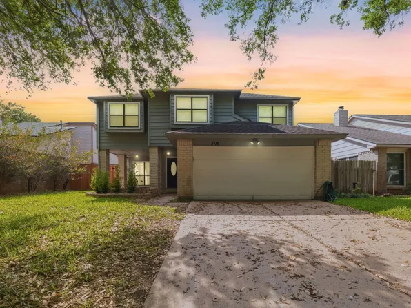 2118 Creekshire Dr, Sugar Land, TX 77478