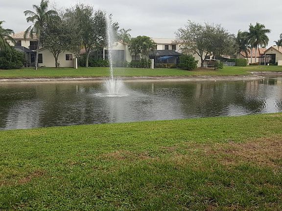 3rd image of 10177 Lexington Lakes Blvd N