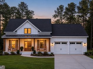 88 White Oak Ct, Cleveland, GA 30528