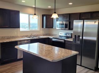 2245 E Philadelphia St, Rapid City, SD 57703
