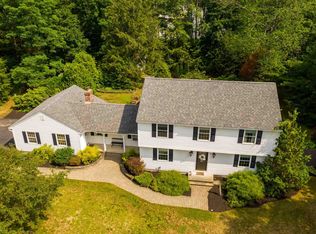 10 Hemlock St, Rochester, NH 03867