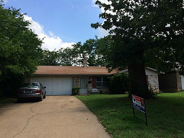 1st image of 2221 Meadow Lark Ln