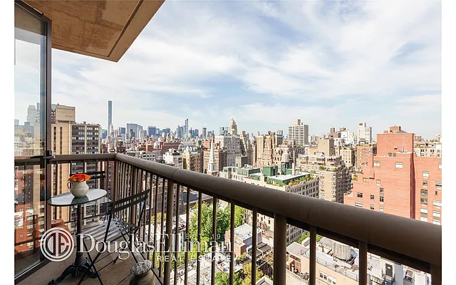 Rented by Douglas Elliman | media 6