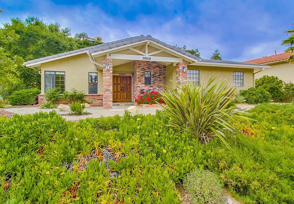 1st image of 28618 Meadow Glen Way W