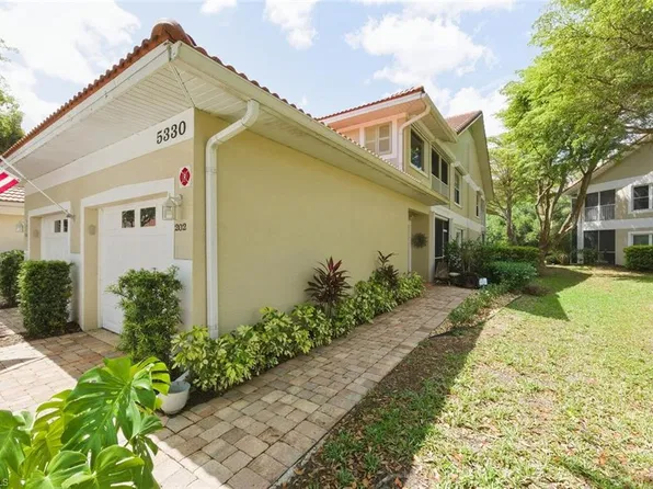 5330 Andover DR #202, NAPLES, FL 34110