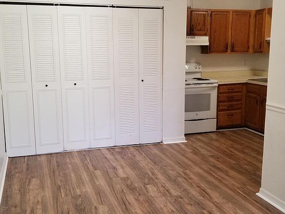 3rd image of 2417 NW 57th Pl