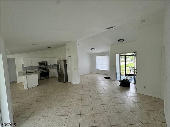 5th image of 15627 Spring Line Ln