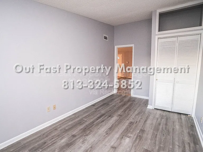 2764 Kavalier Dr — Photo 13