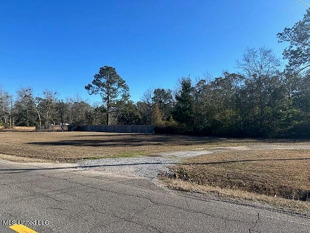 2nd image of Beatline Rd
