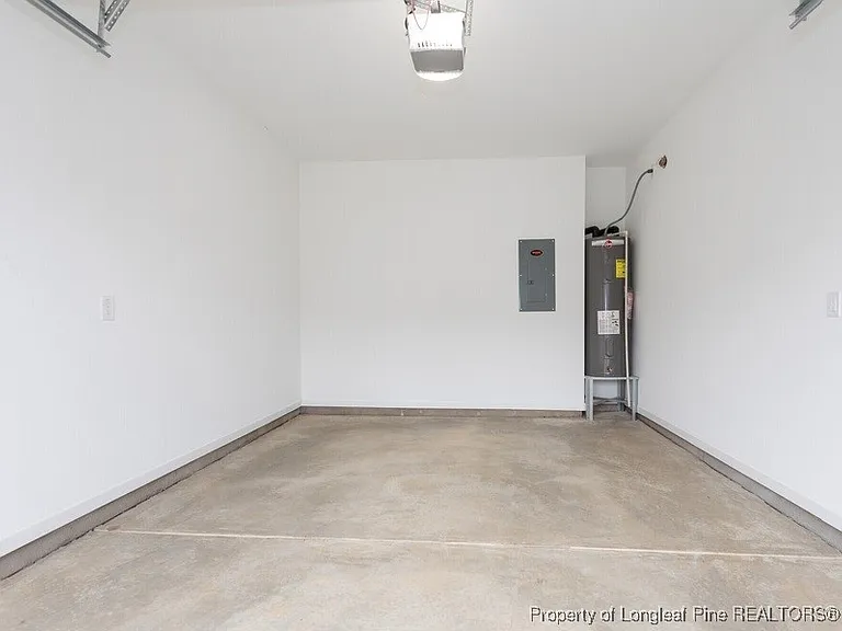 905 Kingscote Dr — Photo 22