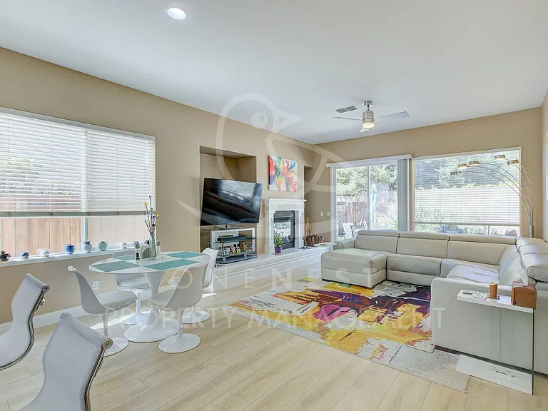 1424 Alder Creek Ct — Photo 16