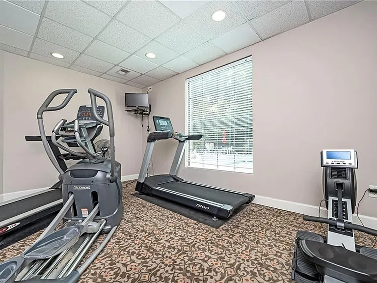 3203 Lenox Rd NE #28 — Photo 38