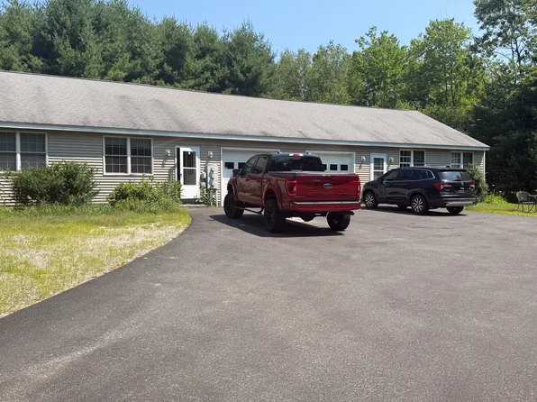 561 Mountfort Rd #A, North Yarmouth, ME 04097