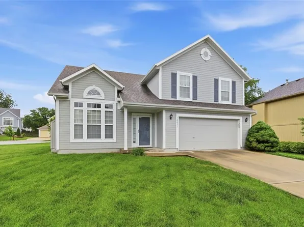 12057 S Troost St, Olathe, KS 66061